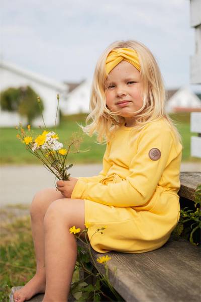 Gullkorn, Villvette kjole banan-is