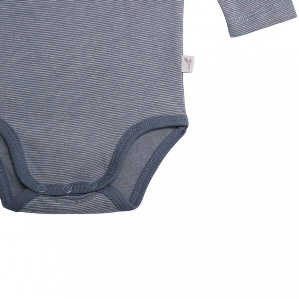 Wheat, body plain dusty blue