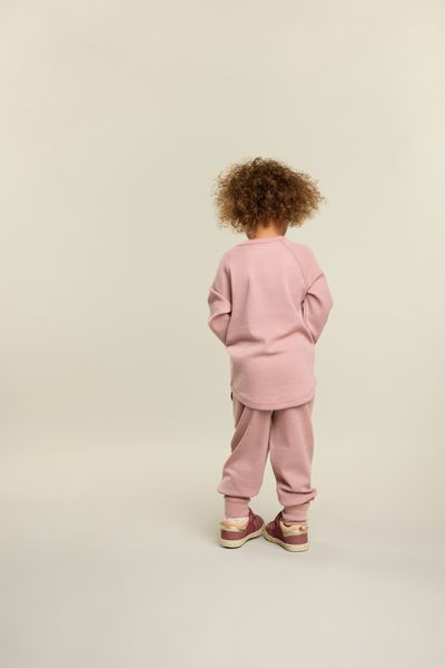 Gullkorn design,  Villvette ullgenser lys rosa