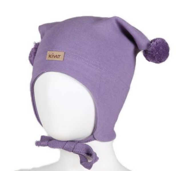 Kivat, lavendel bomullslue med dusker og logo